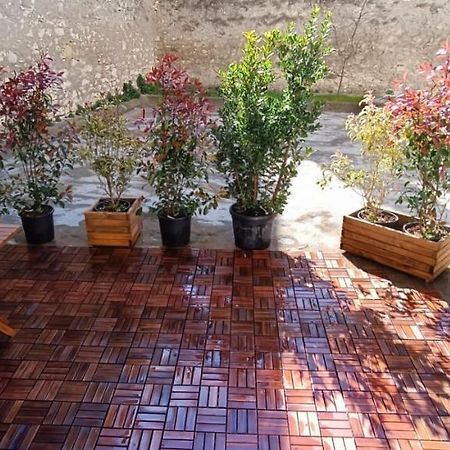 Superbe T2 Avec Grande Terrasse En Centre Ville A 5 Min A Pieds Des Arenes De Nîmes Eksteriør bilde